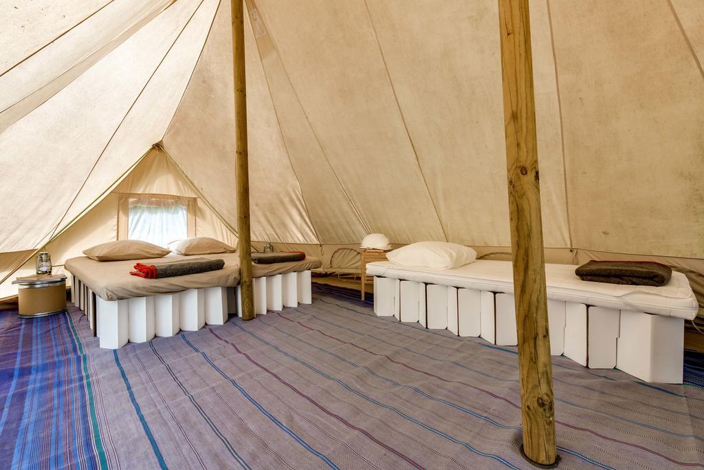 Отель Atypik Nomad Recoubeau-Jansac Экстерьер фото